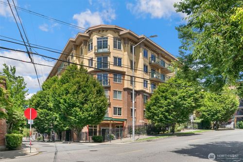 203-700 E Denny Way, Seattle, WA, 98122-6722 | Card Image