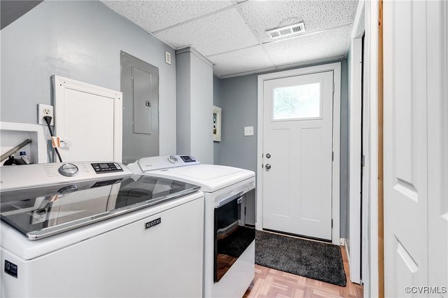 12204 Mckenna Cir, House other with 4 bedrooms, 3 bathrooms and null parking in Midlothian VA | Image 21