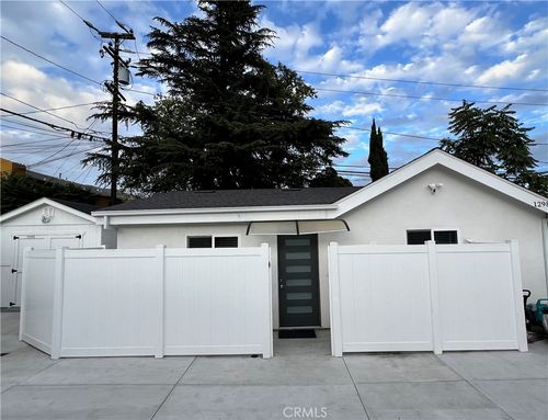 1298 N Dominion, Pasadena, CA, 91104 | Card Image