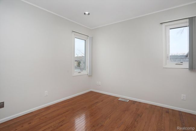 1411 Rivona Dr, House other with 3 bedrooms, 3 bathrooms and null parking in Waterford MI | Image 15