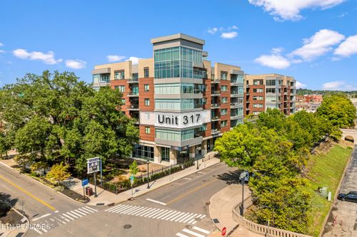 317-333 W Depot Ave, Knoxville, TN, 37917-7556 | Card Image