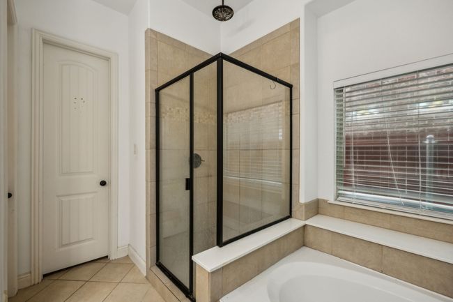 5005 Dominion Blvd, House other with 4 bedrooms, 3 bathrooms and null parking in Irving TX | Image 19