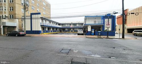 2741 Pacific Ave, Atlantic City, NJ, 08401-6405 | Card Image