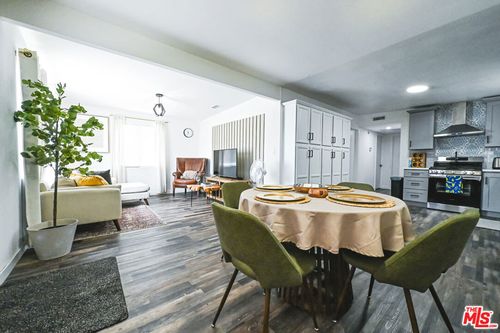 11839 205th St, Lakewood, CA, 90715-1202 | Card Image