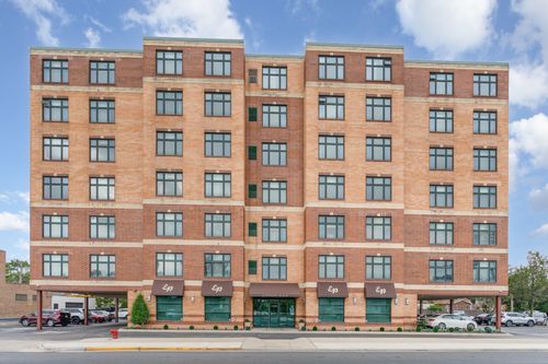 apt-306-1930 N Harlem Ave, Elmwood Park, IL, 60707-3757 | Card Image