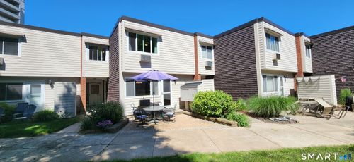 111-111 West Walk, West Haven, CT, 06516-5943 | Card Image
