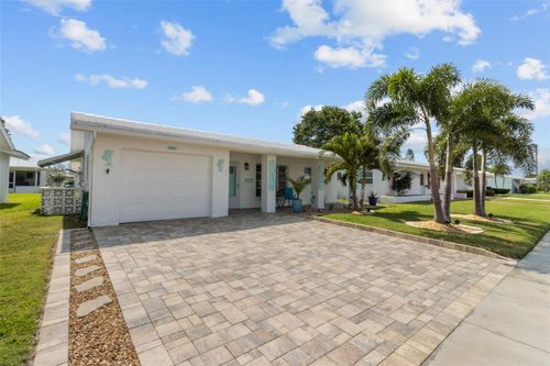 4-9743 36th Way N, PINELLAS PARK, FL, 33782-4142 | Card Image