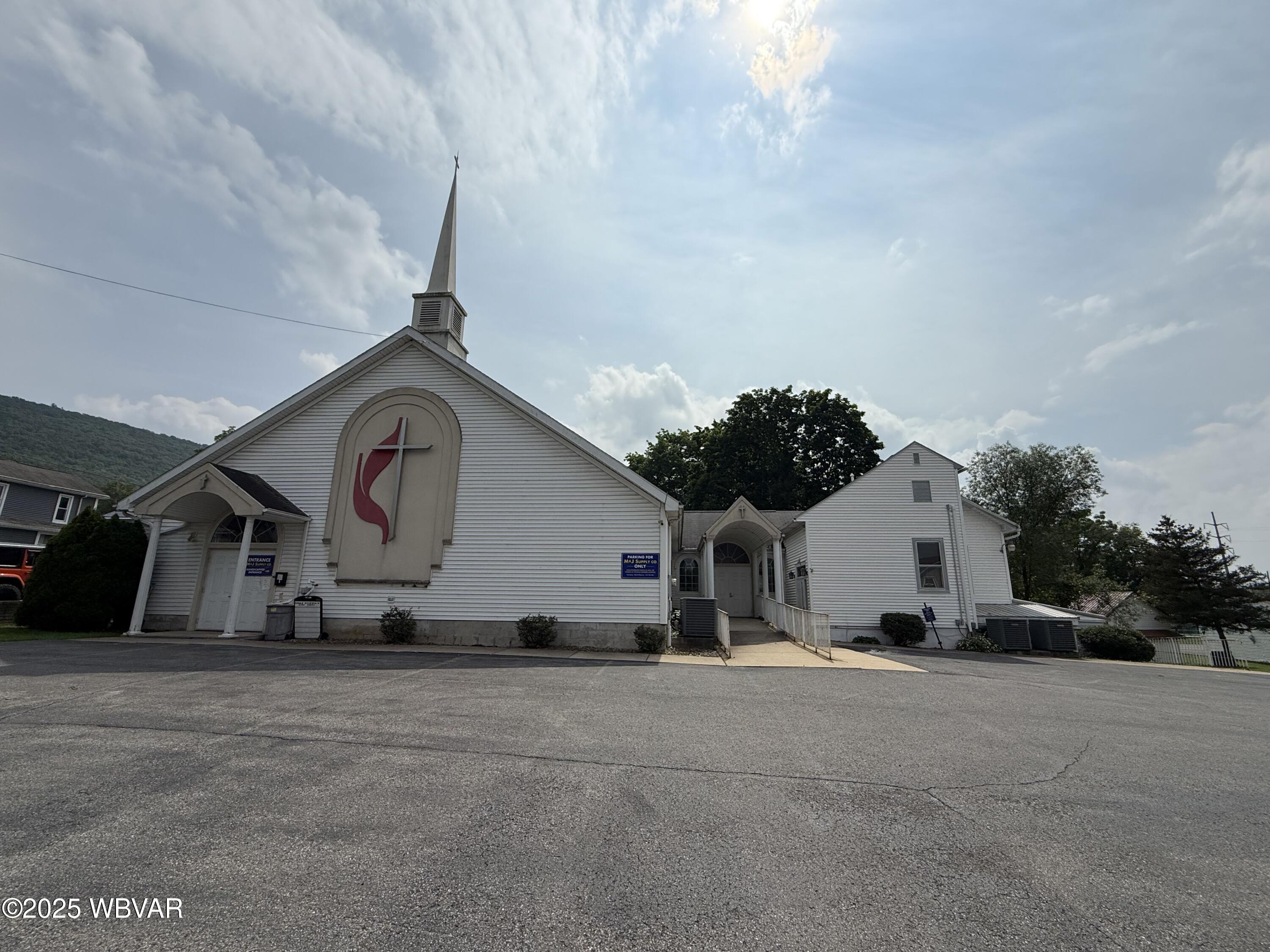 23 E Brown St, Lock Haven, PA 17745