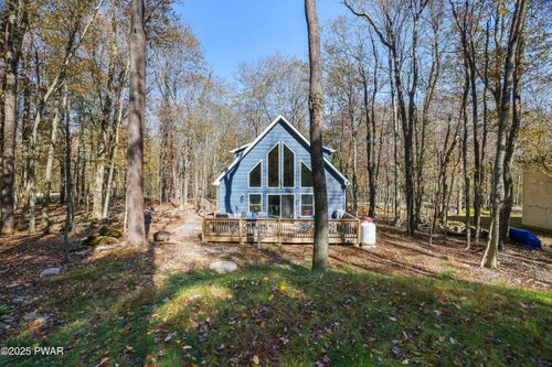 1121 Cobblewood Rd, Newfoundland, PA, 18445-7728 | Card Image