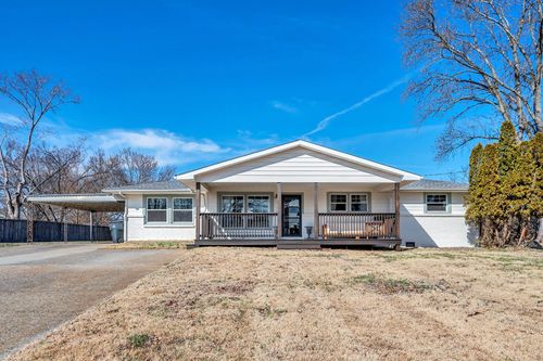 2405 Conrad Dr, Nashville, TN, 37206-1519 | Card Image