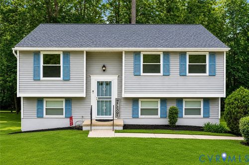 5806 Winterleaf Dr, North Chesterfield, VA, 23234-5944 | Card Image