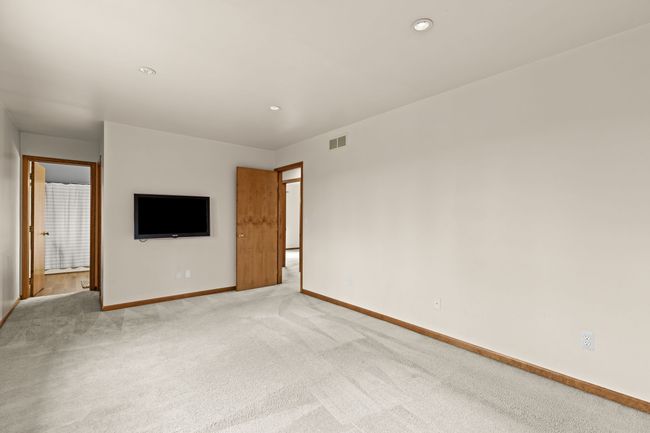2643 Bay Vista Dr, House other with 3 bedrooms, 3 bathrooms and null parking in Highland MI | Image 18