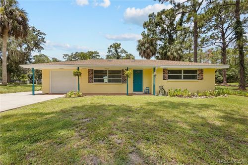 6 Hickory Ave, Yankeetown, FL, 34498-2424 | Card Image