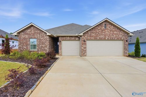 122 Southern Star Dr, Huntsville, AL, 35811-7816 | Card Image