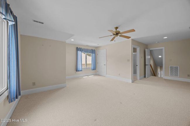 425 Cypress Landing Trl, House other with 4 bedrooms, 4 bathrooms and 2 parking in Chocowinity NC | Image 38