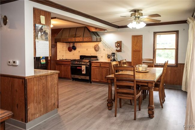 Eat In Country Kitchen | Image 10