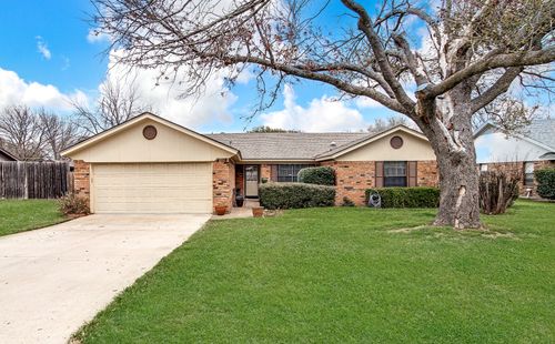 1003 Hyde Park Blvd, Cleburne, TX, 76033-6524 | Card Image