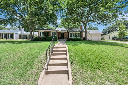 6371 Greenway Rd, Fort Worth, TX, 76116-4424 | Card Image