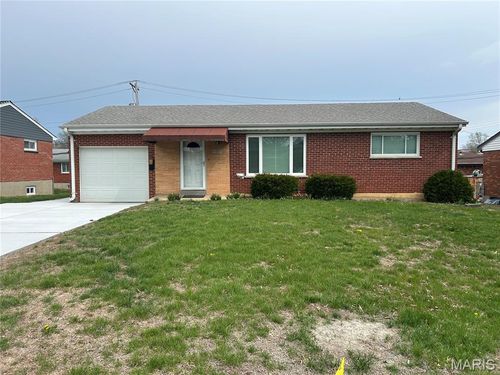 4307 Kay Ln, Affton, MO, 63123-6728 | Card Image