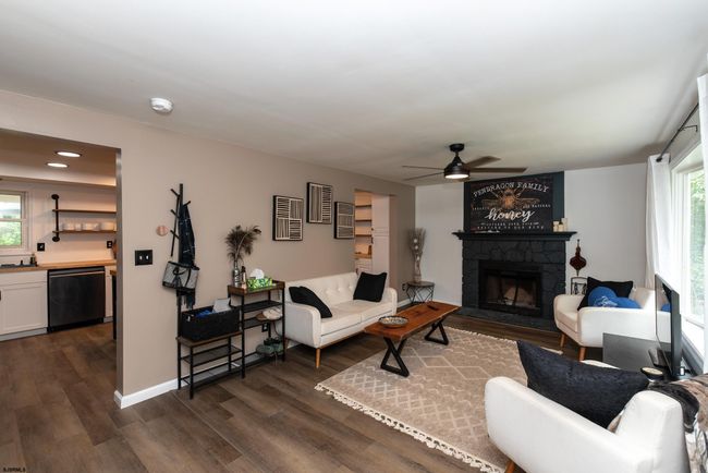 815 Berrywood Ln Ln, House other with 4 bedrooms, 2 bathrooms and null parking in Absecon NJ | Image 6