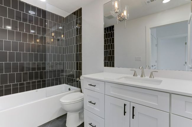 Guest bath showing a different variation of selections. | Image 36