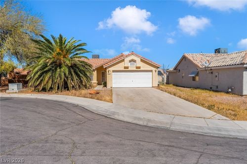 2220 Misty Ridge Cir, North Las Vegas, NV, 89032-3075 | Card Image