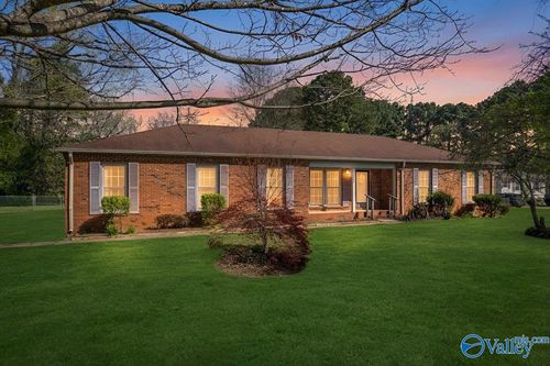 4903 Fallbrook Cir, Huntsville, AL, 35811-9347 | Card Image