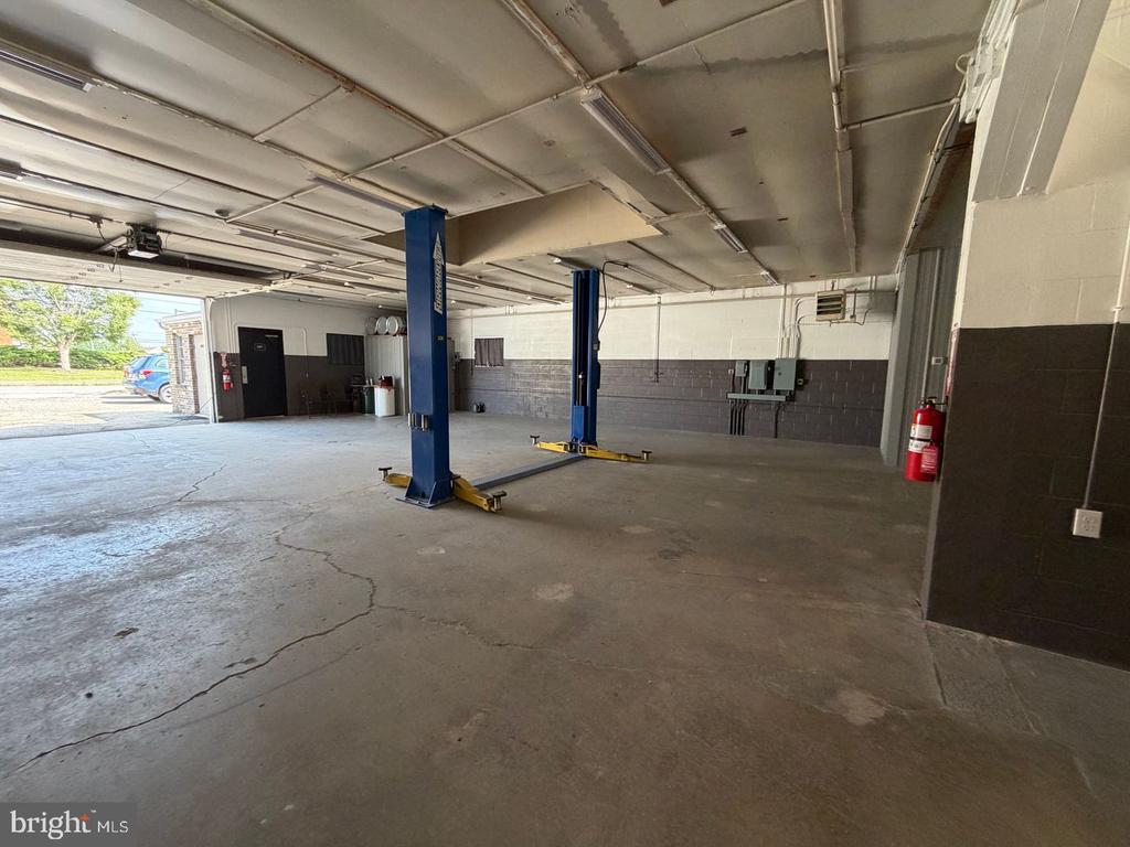 Commercial Lease in DOVER 4