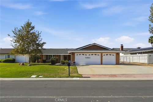 3090 Bronco Ln, Norco, CA, 92860-1813 | Card Image