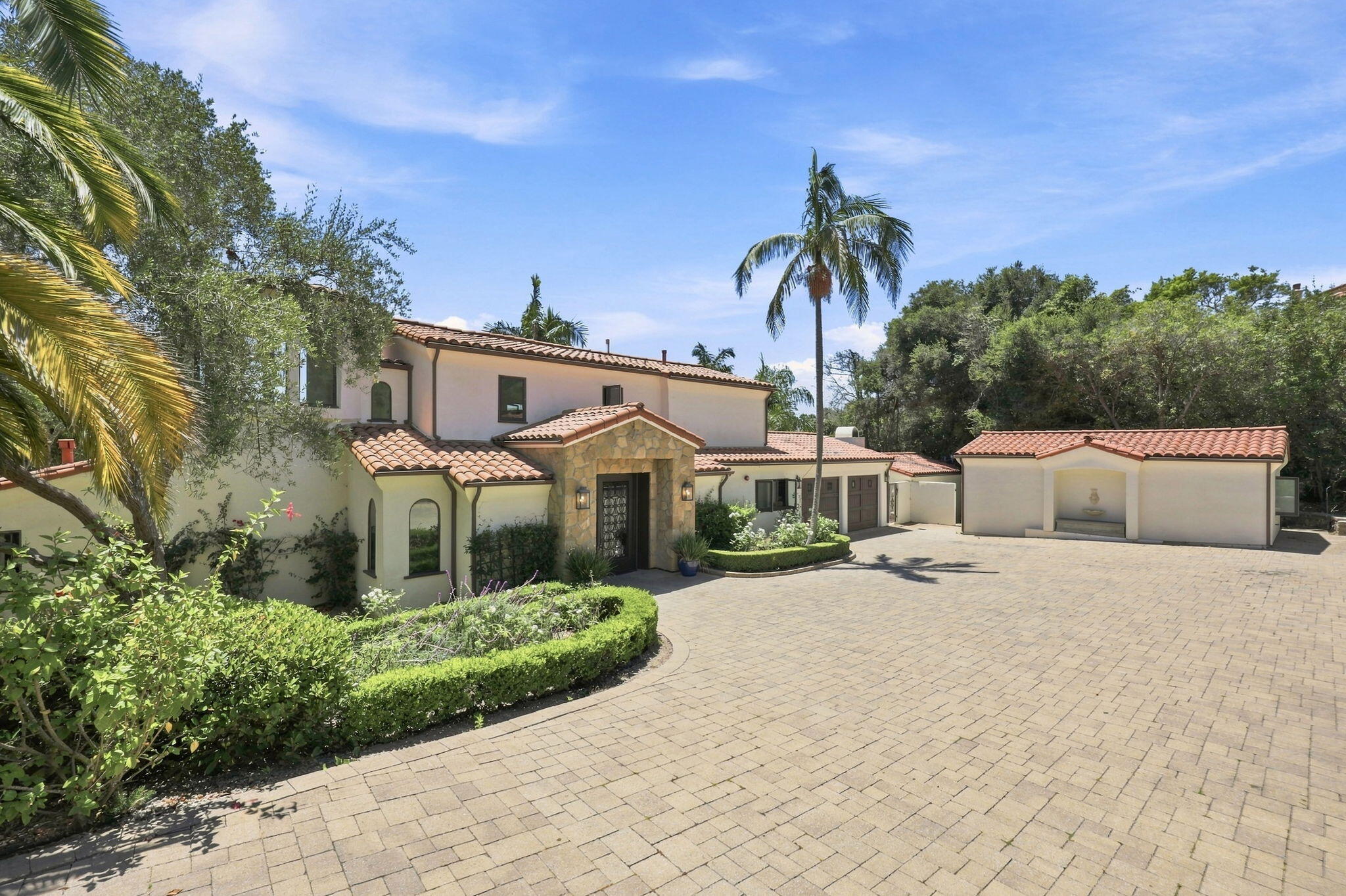 Residential in MONTECITO 2