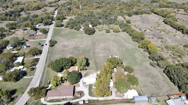 2715 Tin Top Rd, Condo with 4 bedrooms, 3 bathrooms and null parking in Weatherford TX | Image 5