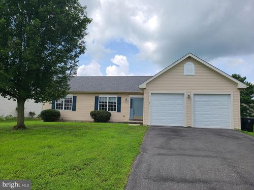 71 London Dr, SMYRNA, DE, 19977-4619 | Card Image