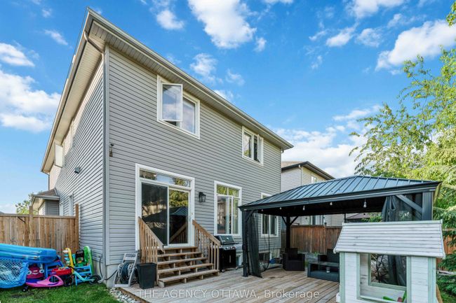 626 White Alder Ave, House other with 4 bedrooms, 4 bathrooms and 4 parking in Gloucester ON | Image 34