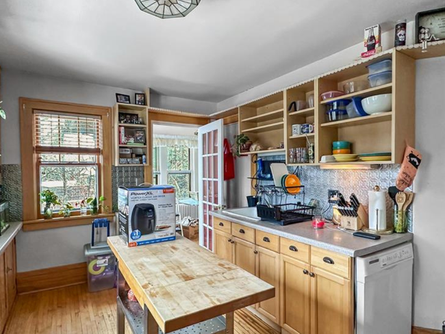 836 Thornton St Se, Home with 0 bedrooms, 0 bathrooms and null parking in Minneapolis MN | Image 4