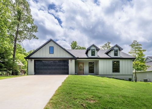 9 Romine Ln, Bella Vista, AR, 72715-4315 | Card Image