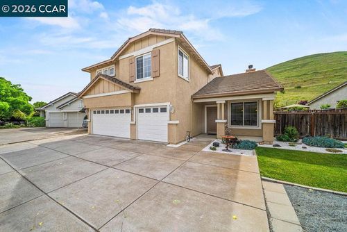 1065 Dawnview Ct, Pittsburg, CA, 94565-7369 | Card Image