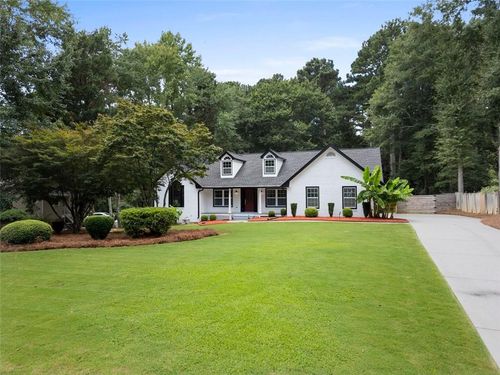 3895 Marham Park Cir, Loganville, GA, 30052-5449 | Card Image