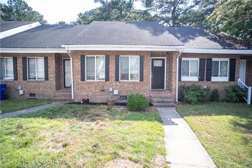 552 Lanier Cres, Portsmouth, VA, 23707-1361 | Card Image