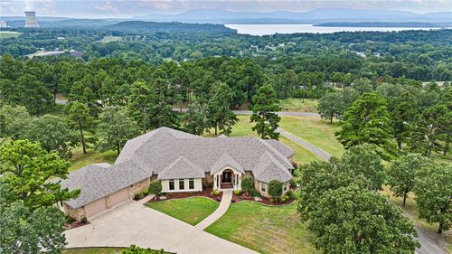 423 Parliament Lane, Russellville, AR, 72812 | Card Image