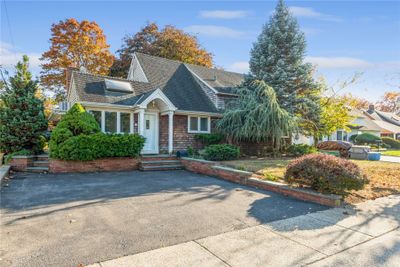 221 Friends Lane, House other with 4 bedrooms, 2 bathrooms and null parking in Westbury NY | Image 1