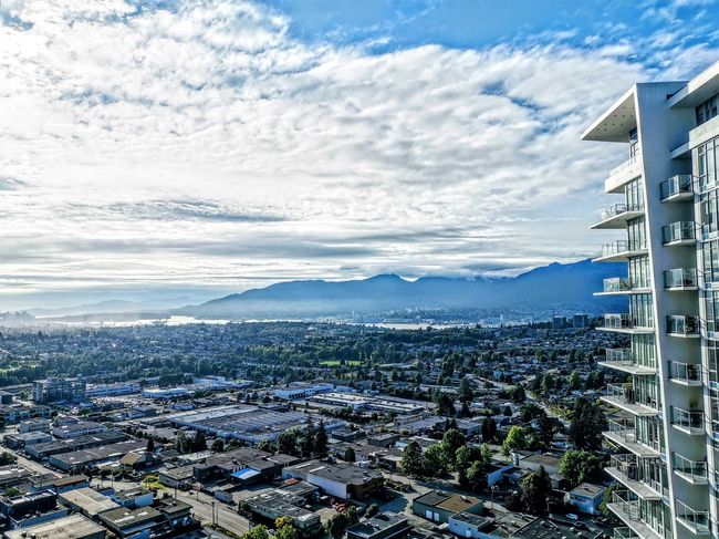 4009 - 1888 Gilmore Avenue, Condo with 1 bedrooms, 0 bathrooms and 1 parking in Burnaby BC | Image 2