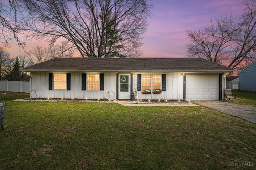 1528 W Meadowbrook Dr, Loveland, OH, 45140-8414 | Card Image