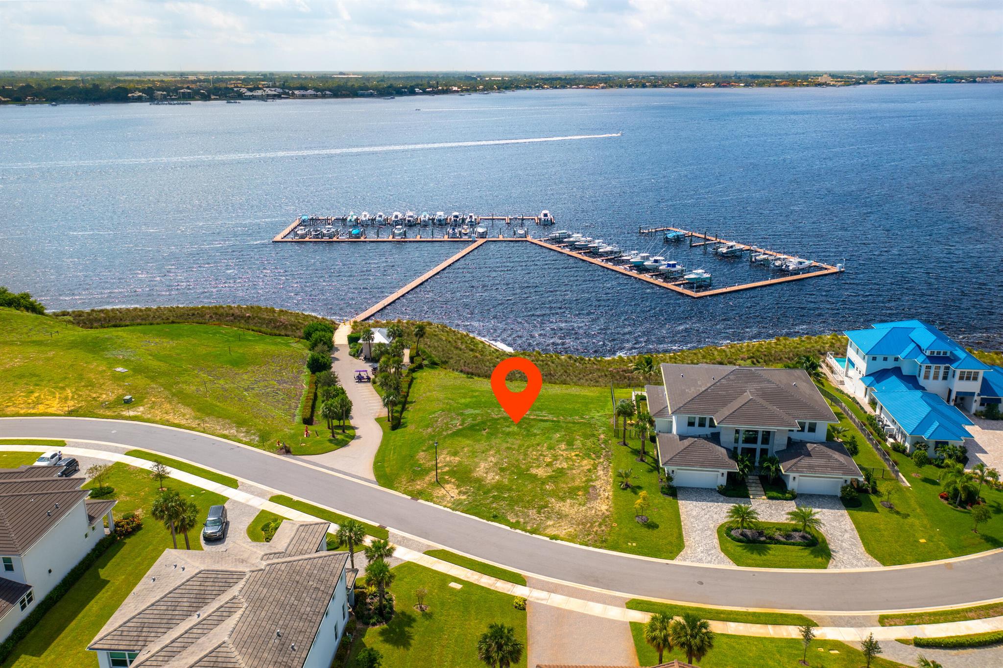 1301 Ne Langford Lane, For Sale in Jensen Beach Zoocasa