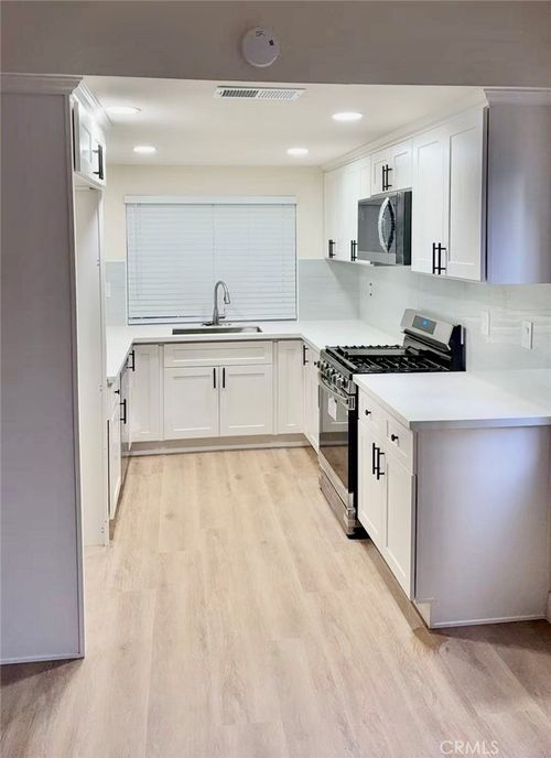 2418 Saratoga, Chino Hills, CA, 91709 | Card Image