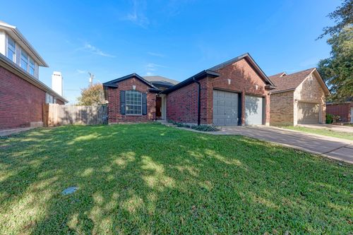 3009 Pioneer Way, Round Rock, TX, 78665-2515 | Card Image