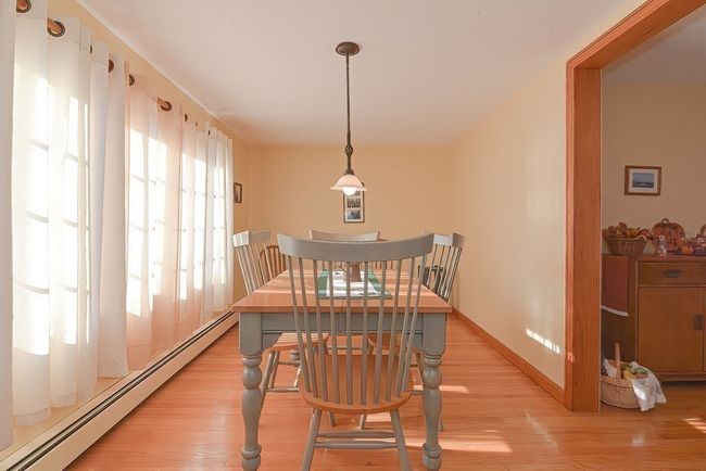21 Edlin St, House other with 3 bedrooms, 1 bathrooms and 1 parking in Worcester MA | Image 16