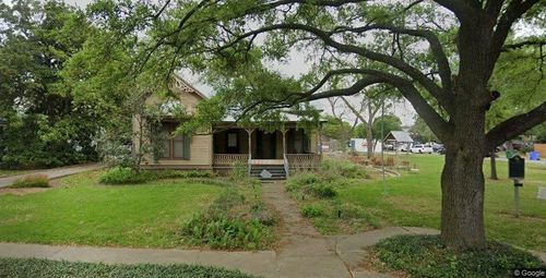 1303 Pecan St, Bastrop, TX, 78602-3020 | Card Image