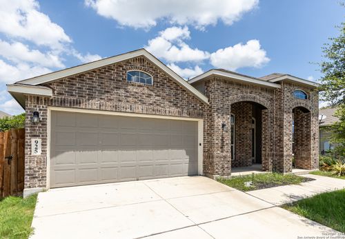 925 Cypress Ml, New Braunfels, TX, 78130-2029 | Card Image
