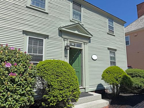 405 The Hl, Portsmouth, NH, 03801-3736 | Card Image