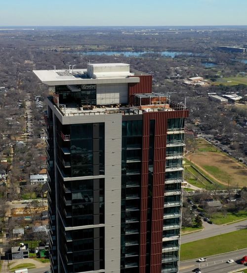 2607-84 N Interstate 35, Austin, TX, 78701-4984 | Card Image